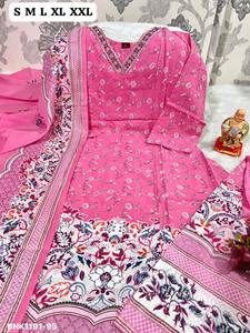 Nueva Variedad de Ropa Informal de Algodón con Estampado y Cuello Redondo con Detalle Hecho a Mano, Kurti-Plazzo y Dupatta, Proveedor de Surat - Product Image 6