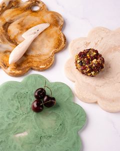 Ensemble de couteaux à fromage en résine écologique avec manche pour fromage et pizza, par la collection Handmade - Product Image 5