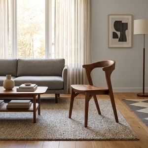 Chaise de salle à manger nordique en bois massif, dossier sculptural incurvé, assise en bois, pour café, restaurant, hôtel, mobilier d'ambiance artistique - Product Image 4