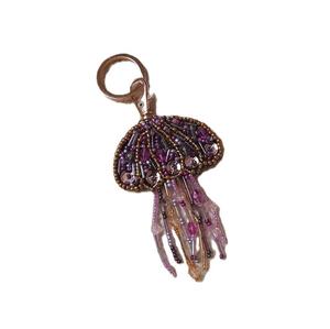 Porte-clés brodé à la mode avec des perles florales complexes et un design moderne et élégant - Product Image 5