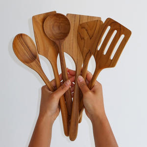Ustensiles de cuisine en bois naturel biodégradable, spatule de cuisine de qualité supérieure, prix le plus bas, provenant d'une usine vietnamienne. - Product Image 3