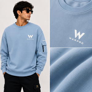 Sweat-shirt à col rond bleu clair pour homme, coupe classique, couleur unie, détail poche sur la manche gauche, pull décontracté pour l'automne - Product Image 3