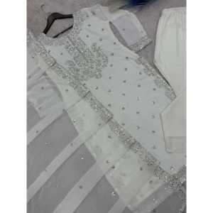 Salwar Kameez de Algodón de Diseño con Bordado y Lentejuelas en la Parte Superior, Inferior y Dupatta - Product Image 6