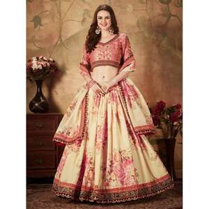 Delicioso Lehenga Choli de Organza con Estampado Floral Beige-Melocotón, Semi-Cosido, para Bodas, de Zeel Clothing - Product Image 6