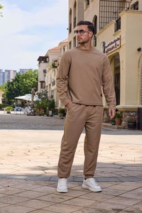 Ensemble de survêtement unisexe élégant et de qualité supérieure, 2 pièces, décontracté, confortable, pour tous les jours, streetwear, vêtements de détente - Product Image 4
