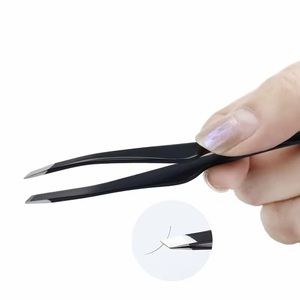 Pinzas de Acero Inoxidable con Punta Afilada para Dar Forma a las Cejas con Precisión y Eliminar el Vello Facial - Product Image 2