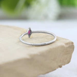 Bague Solitaire en Argent Sterling 925 avec Rubis Naturel Taille Marquise, Pierre de Naissance pour Femme, Bijou Fin Minimaliste en Pierre Rouge, Vente en Gros - Product Image 4