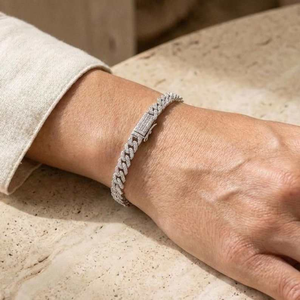 Pulsera de eslabones cubanos de lujo con moissanita y pavé de plata 925, cierre llamativo, joyería fina estilo hip hop, regalo para hombres y mujeres - Product Image 2