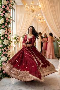Robe Anarkali pour femme, lourdement brodée de sequins, avec dupatta, en soie, style salwar kameez, pour mariage, fête, Diwali - Product Image 3