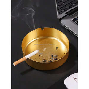 Cendriers triangulaires en laiton coulé cendrier en métal pour cigarette et cigare outil de fumer facile Portable meilleure qualité cendrier décor de Table - Product Image 6