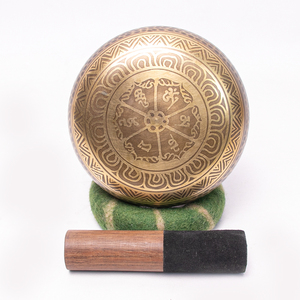 Ensemble de bols chantants tibétains faits à la main, en laiton, avec cinq Buddhas Dhyani en relief, pour la guérison sonore - Product Image 5