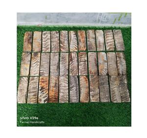 Escamas de cuerno de carnero blanco premium, 100% material real para mangos de cuchillos a precio económico. - Product Image 1