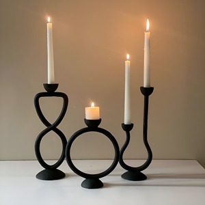 Portavelas Metálico Moderno y Único para Hogares Contemporáneos, Apartamentos, Restaurantes, Interiores de Banquetes, Hoteles y Familias - Product Image 3