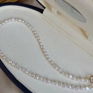 Elegante Collar de Doble Cadena con Perlas de Agua Dulce de 3-6 mm, Cadena Versátil para Clavícula, Nuevo Producto de Nicho - Product Image 4