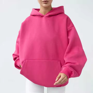 Sweat à capuche unisexe ample et épais pour femme, personnalisable avec logo sérigraphié par les fabricants - Product Image 4