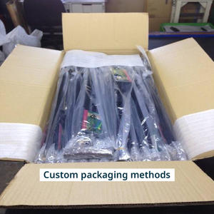 Bastón ultraligero plegable en 5 posiciones con diseño estampado, mango de madera y punta antideslizante. - Product Image 5