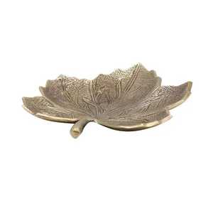 Plateau de luxe en métal doré ajouré motif feuille de Ginkgo, longue coupelle à bijoux, porte-clés de table, plateau de rangement ovale décoratif pour coiffeuse - Product Image 3