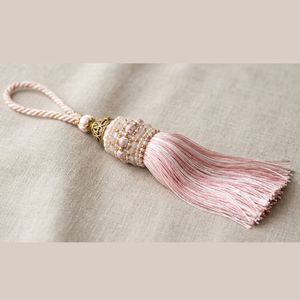Fil de coton doux de qualité supérieure, léger, durable, finition élégante, idéal pour les accessoires de mode et la décoration. - Product Image 6