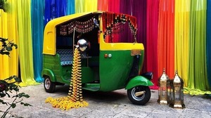 Rickshaw coloré pour mariage Bollywood, photobooth, entrée de la mariée, pour salles de mariage, Walima musulmane, fabricant UK - Product Image 6