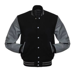แจ็คเก็ตวาร์ซิตี้สีดำและสีเทาสำหรับผู้ชาย สไตล์เลตเตอร์แมน แจ็คเก็ตเบสบอลบุภายในนุ่มพร้อมแขนเสื้อหนังตัดสี - Product Image 2