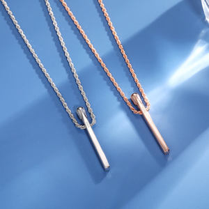 Collier unisexe tendance en alliage plaqué or rose avec pendentif en strass de cristal, cadeau idéal - Product Image 2