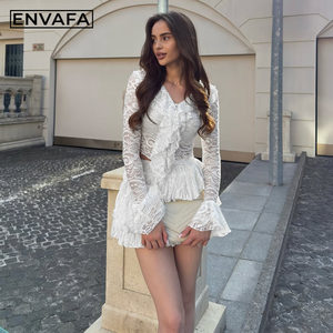 Ensemble deux pièces décontracté d'été blanc uni chic et sexy avec haut court à manches longues à volants et jupe en polyester ajouré en dentelle - Product Image 3
