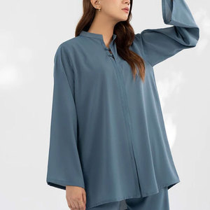 ชุดเซ็ตผู้หญิงสุดเก๋ เสื้อผ้าสองชิ้นเข้าชุดกัน เสื้อและกางเกงลำลอง แฟชั่นฤดูร้อน สวมใส่สบาย ดูสง่างาม - Product Image 5