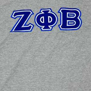 Camiseta Premium Gris Zeta Phi Beta con Bordado Azul de Letras Griegas para Mujer, Tela Suave, Estilo Casual y Elegante - Product Image 5