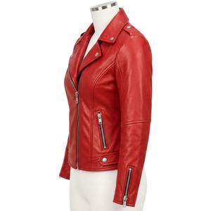 Chaqueta de cuero para mujer con un diseño elegante, ajuste cómodo y construcción duradera, con acabados elegantes y un estilo práctico y moderno. - Product Image 2