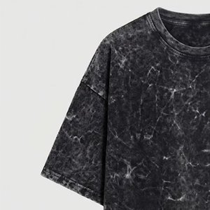 เสื้อยืดคอกลมทรงหลวมพิมพ์ลายโลโก้ตามสั่งสำหรับผู้ชาย สีดำฟอกยีนส์ คุณภาพสูง ระบายอากาศได้ดี ผ้าฝ้าย 100% สไตล์สตรีทแฟชั่นฤดูร้อน - Product Image 6