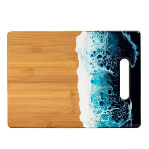 Planche à fromage en bois et résine avec logo personnalisé, nouveau design, dernier modèle, pour la décoration de bureaux, de fêtes et de restaurants, et comme vaisselle de table. - Product Image 6
