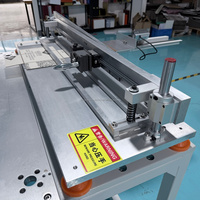 Machine à rainurer manuelle DG-500V pour boîtes rigides avec règle électronique pour le rainurage du carton, du papier et du carton gris, et la réalisation d'échantillons de rainures