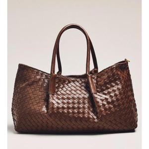 Bolsos de Cuero Genuino, Modernos y Clásicos con Patrón de Diamantes, Dos Asas, Últimos Modelos, Unisex, Casuales, para Uso Diario, con Cierre de Cremallera - Product Image 1