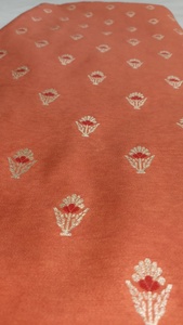 Tela brocada Dobby Zari de Banarasi para prendas étnicas de diseñador - Product Image 4