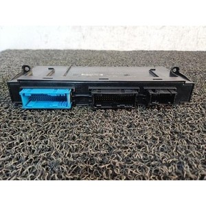 ECU และโมดูลคอมพิวเตอร์มือสองสำหรับรถยนต์ซีรีส์ 7 รุ่น 6135920264001 - Product Image 3