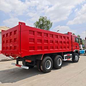 Camion benne d'occasion durable pour projets de démolition et de terrassement, avec une construction robuste et des performances de transport fiables - Product Image 4