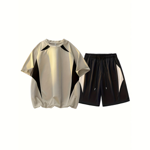 Conjunto Deportivo de Dos Piezas para Hombre, Camiseta y Pantalones Cortos Transpirables de Verano, Ligeros y Atléticos - Product Image 1