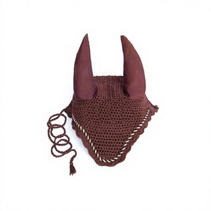 Couvre-tête de cheval en crochet marron avec cornes, bord festonné et décorations à pompons pour fête costumée et entraînement - Product Image 1