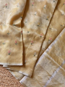ผ้าส่าหรีพรีเมียม Kota Doriya พร้อมลายปัก Zari Checks  งานปัก Butti  ชุดเสื้อปักลายหนัก  ชุดพื้นเมืองสำหรับงานเทศกาล - Product Image 6