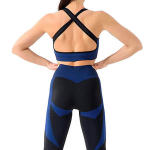 Ensemble de yoga sans couture pour femme, 2 pièces : haut court dos nageur et leggings taille haute, color block bleu et noir, tenue de sport longue - Product Image 5