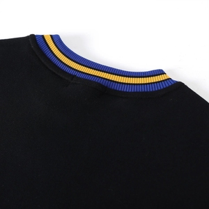 เสื้อสเวตเชิ้ตคอกลม Sigma Gamma Rho สีดำ ผ้าเชนิลล์ มีกระเป๋า  แบบสวมใส่สบาย อุ่นสบาย แขนยาว ผ้าฟลีซ  รับปักลายตามสั่ง  OEM ODM - Product Image 5