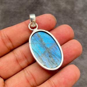 Colgante de Plata de Ley 925, colgante de piedras preciosas de labradorita, colgante hecho a mano, joyería de labradorita, regalo para ella - Product Image 2