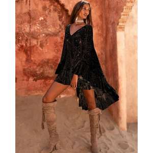 Estilos de Encaje Icónicos Premium Ahora Disponibles en Negro, un Tono Clásico Audaz, Atemporal y Seductor, Diseñado para Diosas Modernas - Product Image 3