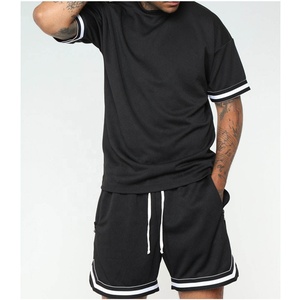 Breathable Casual Summer Outfit High Street White Trim Side Zip Pockets Comfortable Raw Hem Men's Crew Neck T-Shirt Shorts <b>Set</b> - Product Image 2