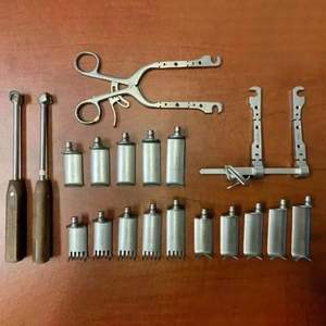 Sistema de Retracción Cervical Caspar de Alta Calidad, Reutilizable, de Acero Inoxidable Alemán, Juego de Instrumentos Ortopédicos para Cirugía de Columna Vertebral - Product Image 4