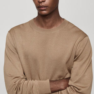Pull en coton 100% tricoté sur mesure pour homme, respirant, confortable, de haute qualité, avec logo et taille personnalisés - Product Image 5