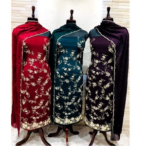 Fournisseur direct d'usine, salwar kameez indien brodé pour femmes avec dupatta assorti - Product Image 1