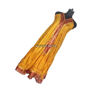 Nouvelle robe en soie vintage indienne légère pour l'été, robe en tissu sari pour femme, robe de soirée élégante sans manches pour femme - Product Image 6