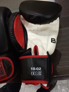 Gants de boxe, équipement sportif, gants de boxe de fabrication pakistanaise, gants de boxe en promotion - Product Image 5