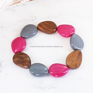 Pulsera hecha a mano con cuentas de madera y resina, pulsera elástica multicolor con piedras preciosas, perlas, piedras principales de diamantes y rubíes - Product Image 1